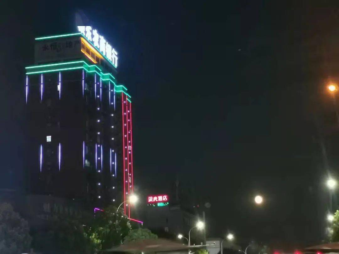 阜阳 vs 南昌夜景直播视频,谁才是真正的夜猫子天花板? 阜阳 vs 南昌夜景直播视频,谁才是真正的夜猫子天花板?